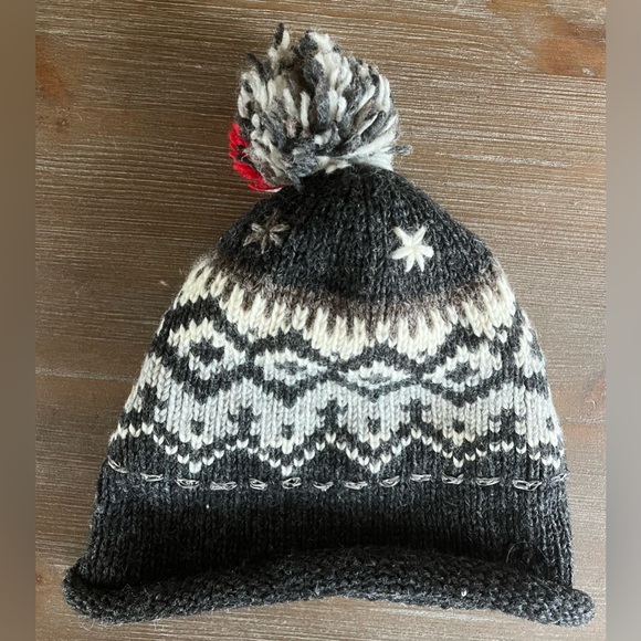 Kyber Wool Hat Pom - Picture 5 of 13
